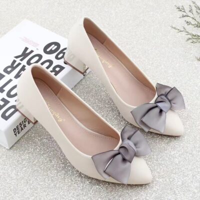 👠 MUSEUM | Elegant Everyday Wear: Dawn Butterfly Series Chunky Heel Pointed Toe Shoes