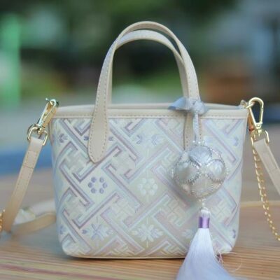 👜 MUSEUM | Oriental Elegance: Jinse·Floating Light Series Jacquard Embroidered Bucket Handbag